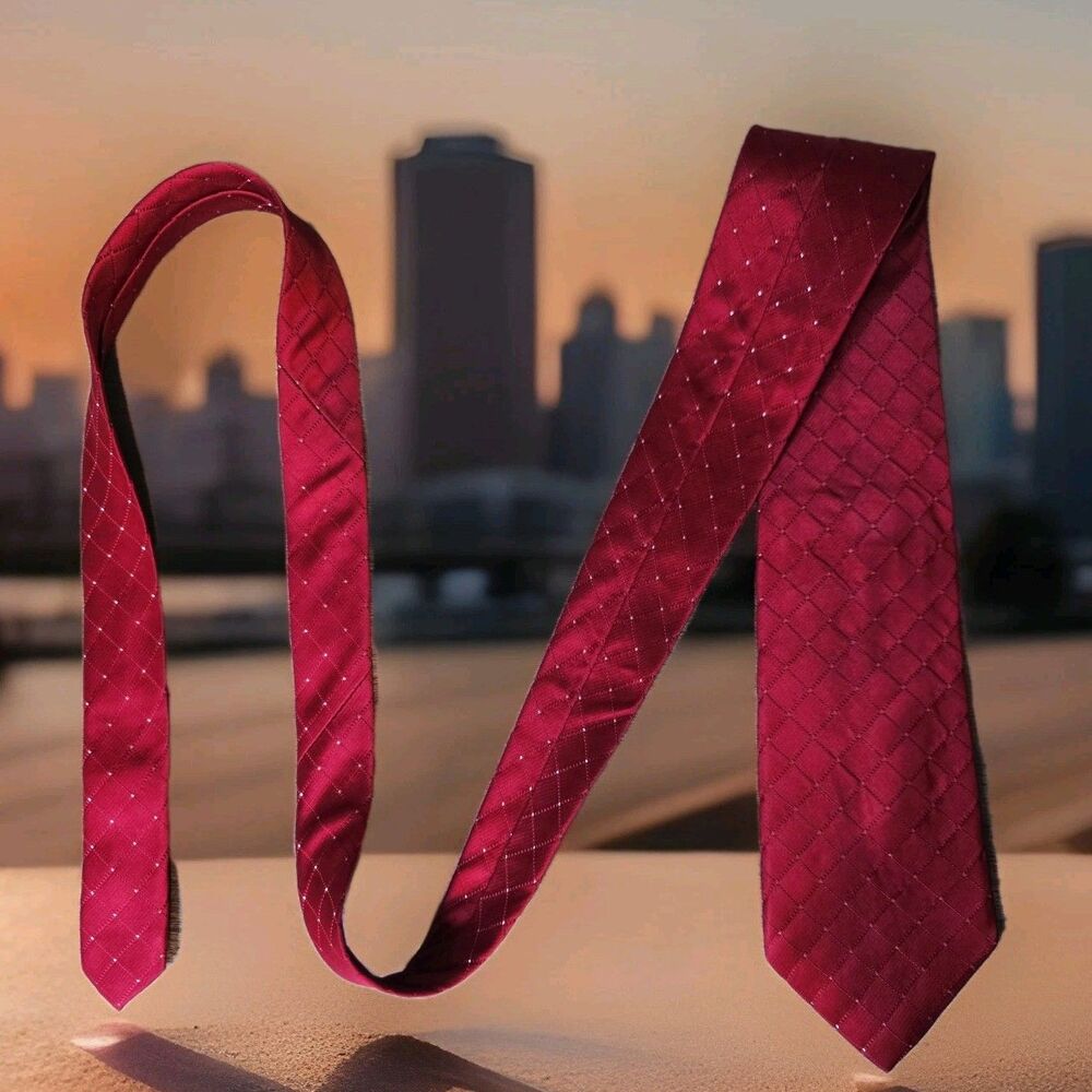 Vtintage Donald J Trump Signature Collection Silk Neck Tie Red Diamond Gold Bar